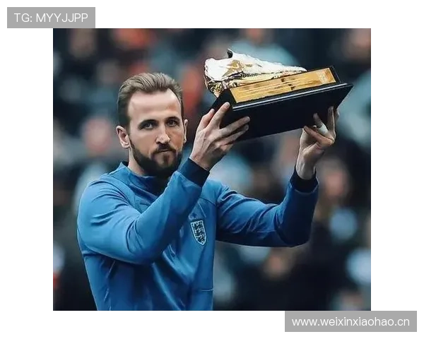 哈里·凯恩与同期前锋关键战决定性表现对比分析