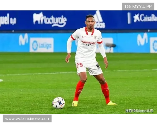 塞维利亚财政危机影响显现,球队稳定性面临考验 塞维利亚财政危机影响显现,球队稳定性面临考验