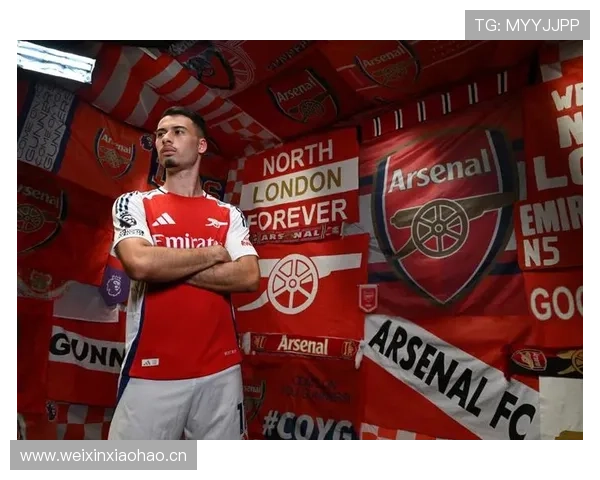 马丁内利在巴西新生代锋线竞争中的定位分析