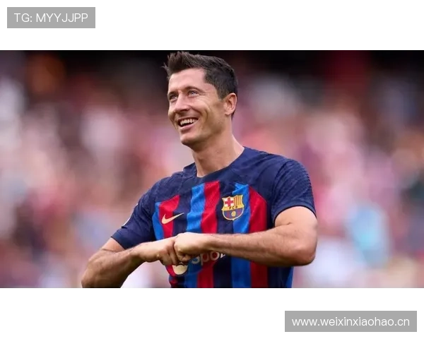 莱万大赛表现争议：关键战发挥是否真的欠缺说服力